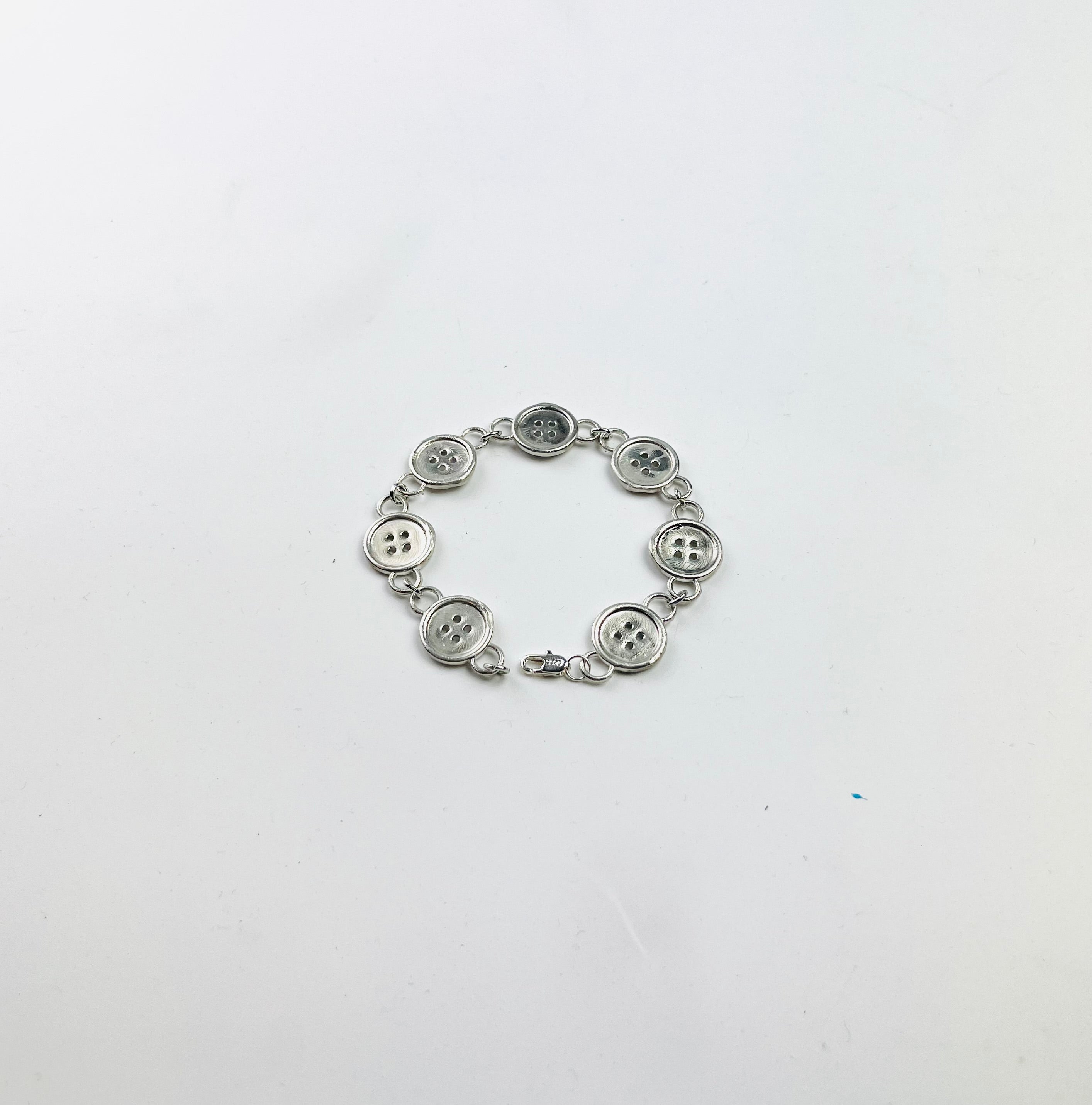 Button Bracelet 001